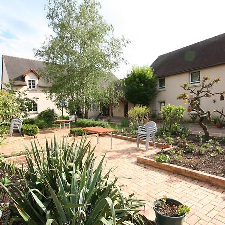 Logis Hotel "Ici M'Aime" Rouvray  ภายนอก รูปภาพ