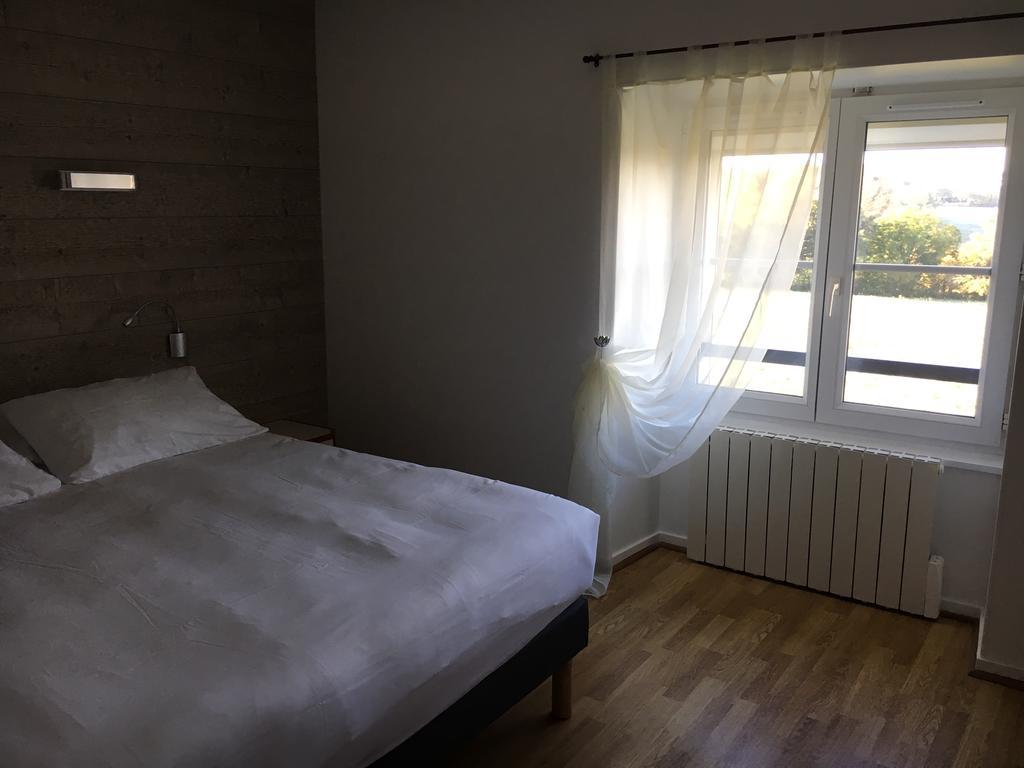 Logis Hotel "Ici M'Aime" Rouvray  ภายนอก รูปภาพ