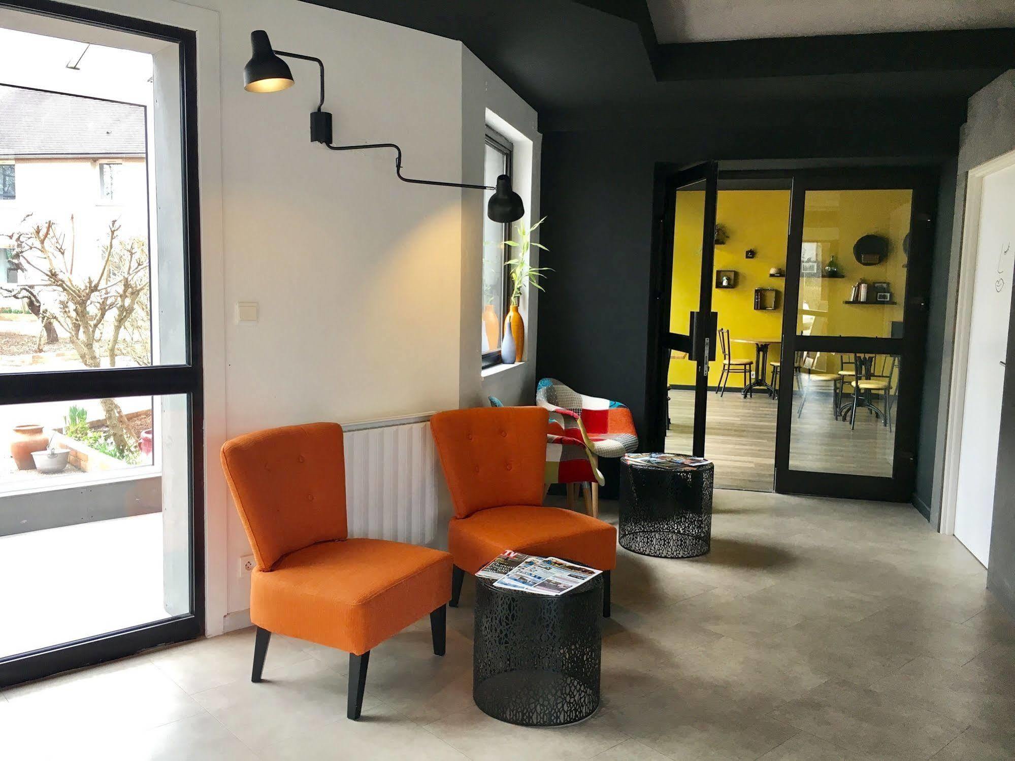 Logis Hotel "Ici M'Aime" Rouvray  ภายนอก รูปภาพ
